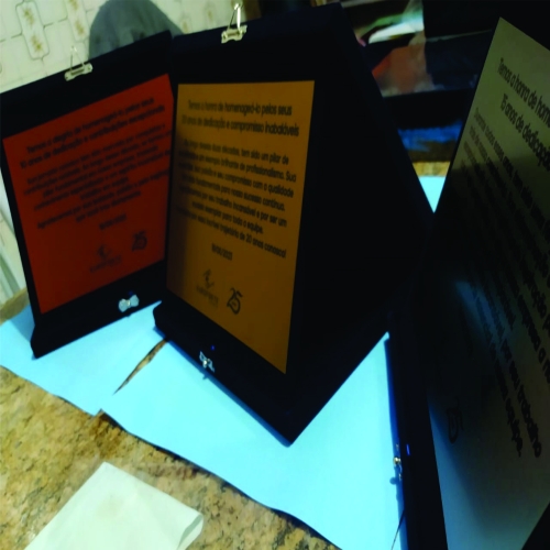 Placa de homenagem-APAplacadehomenagem